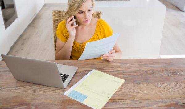 como cobrar um cliente por e-mail